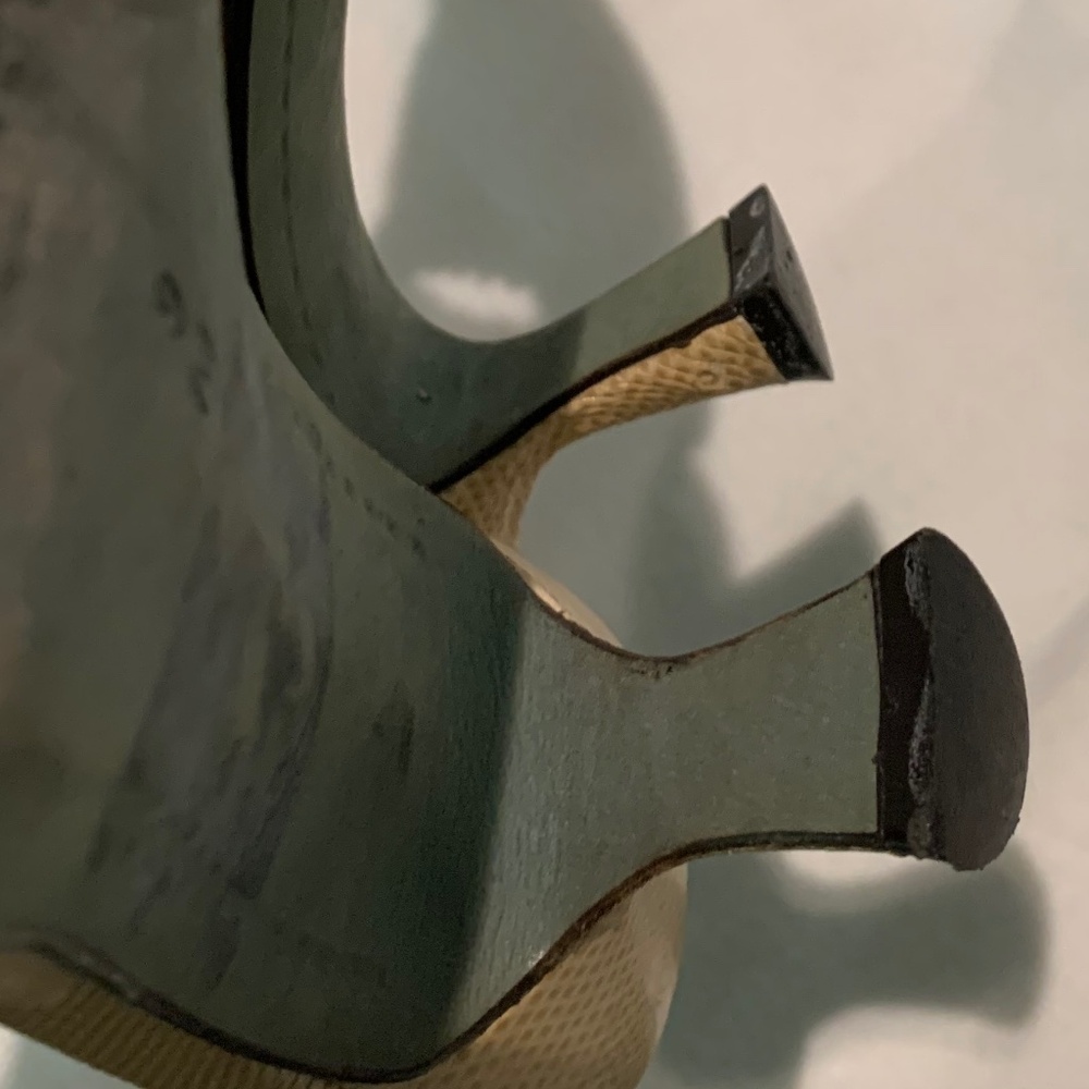 Donald J. Pliner Leather Kitten Heel Mules - Picture 11 of 14